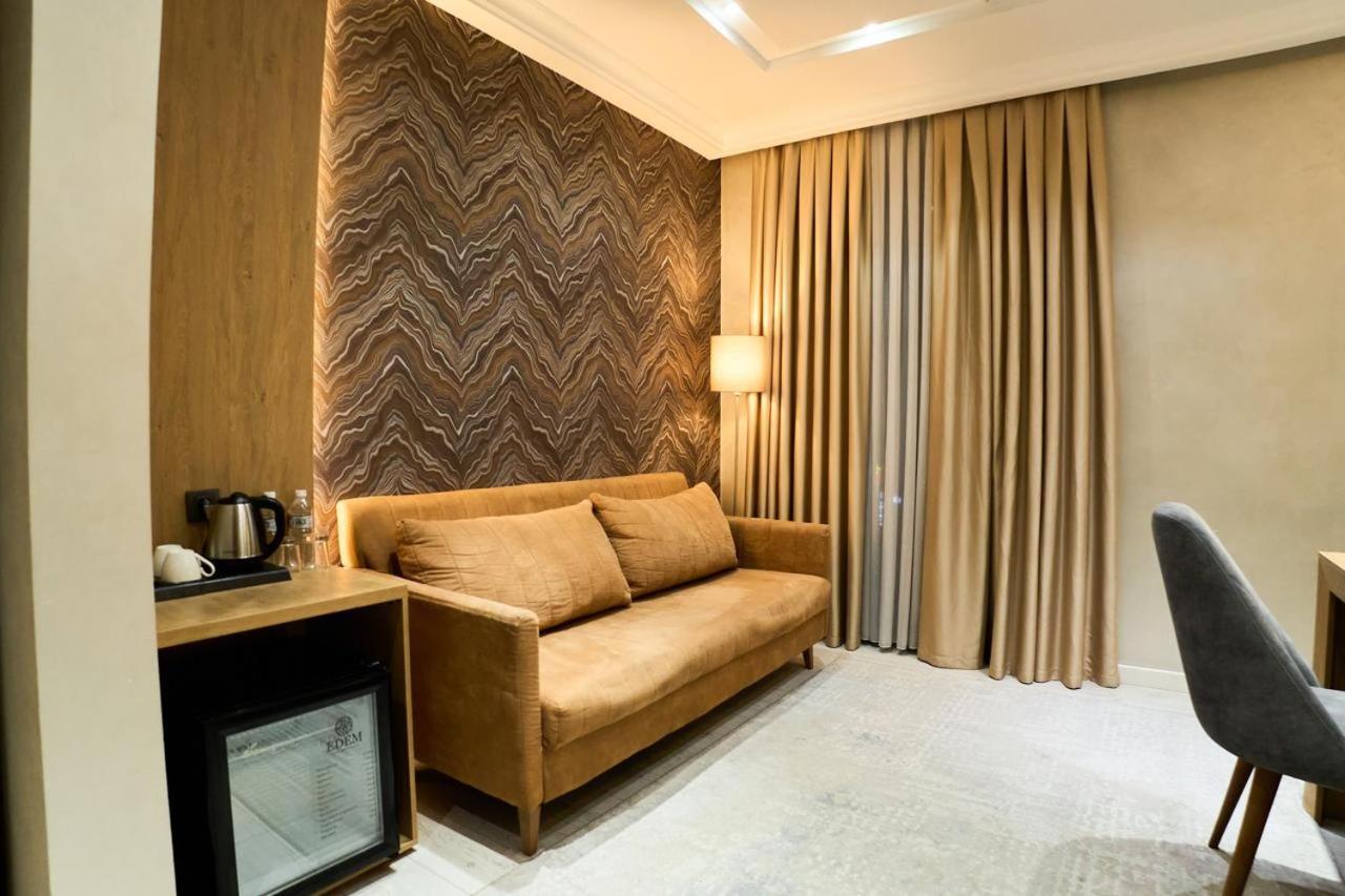 Edem Hotel Turkistan Habitación foto